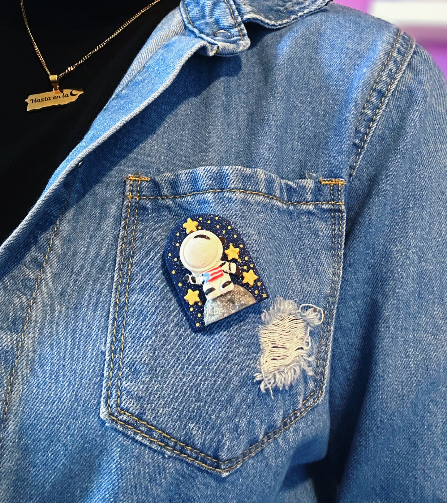 PRE ORDER Boricua Hasta En La Luna Pin