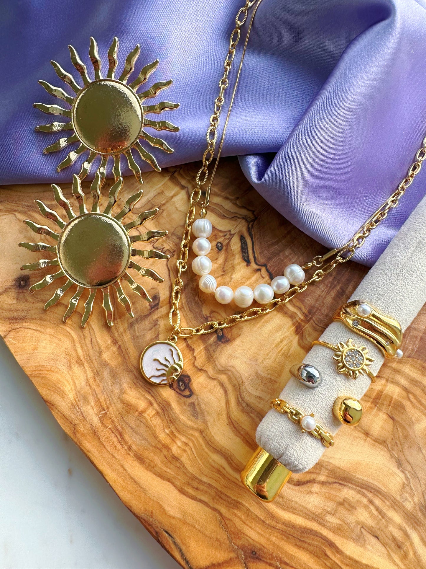 Pearls Paradise Necklace