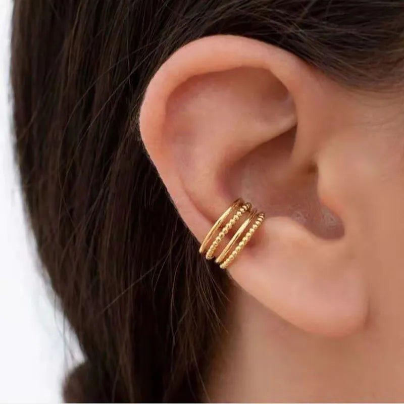 Twinkling Gold Earcuff