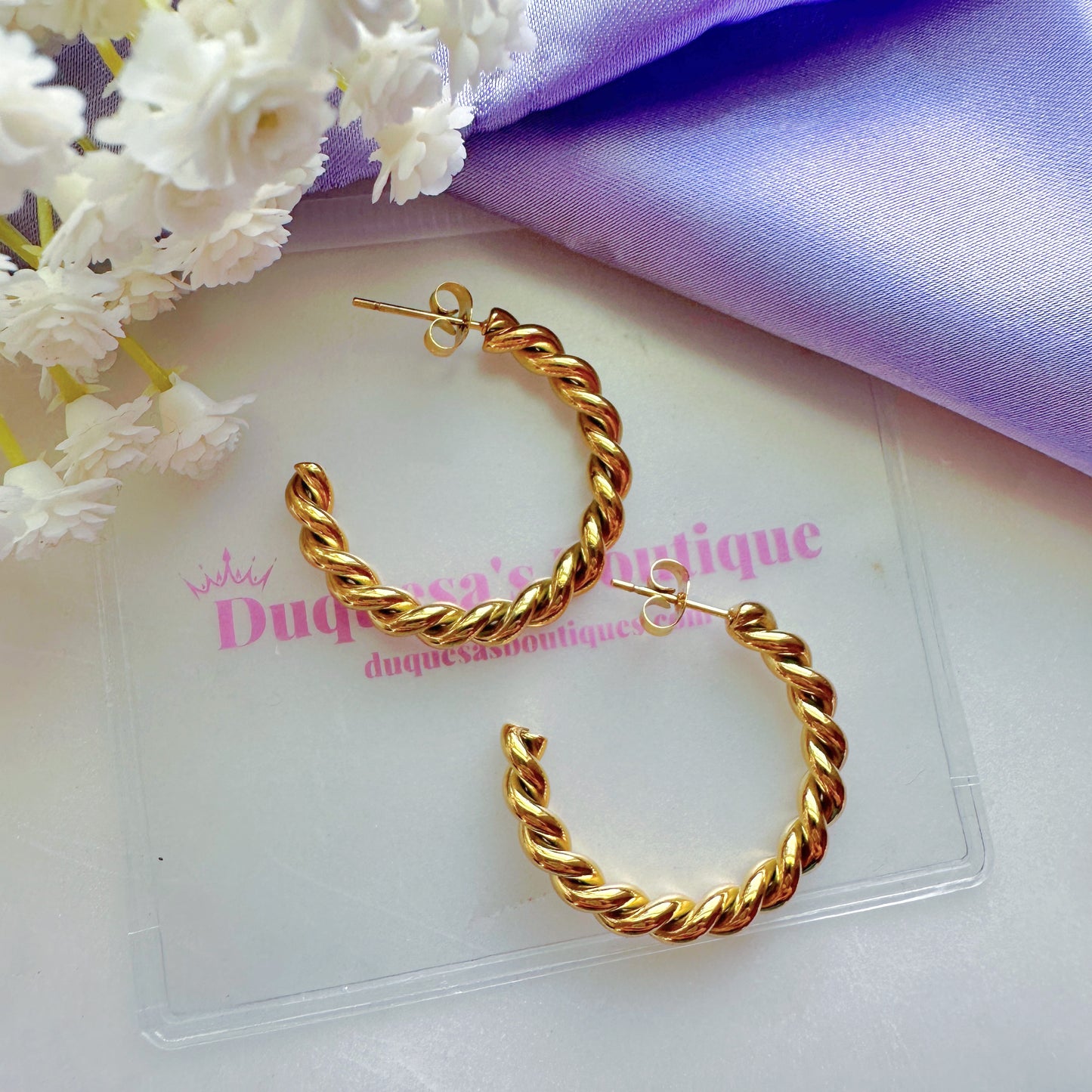 Twist Medium Hoop Earrings