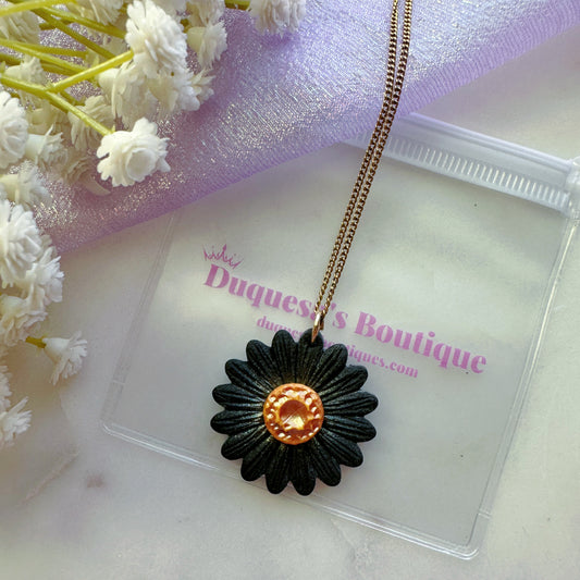 Fall Night Daisies Necklace