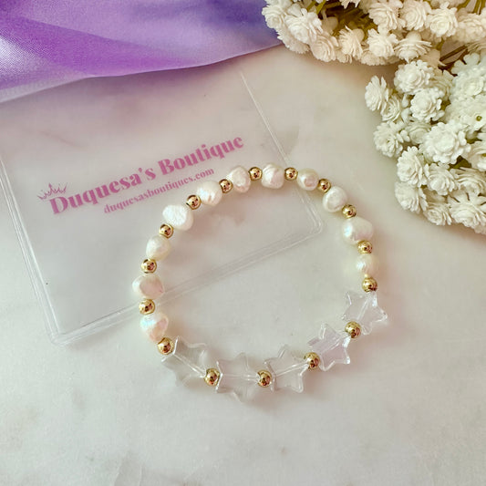 Clear Stars & Fresh Water Pearl Bracelet