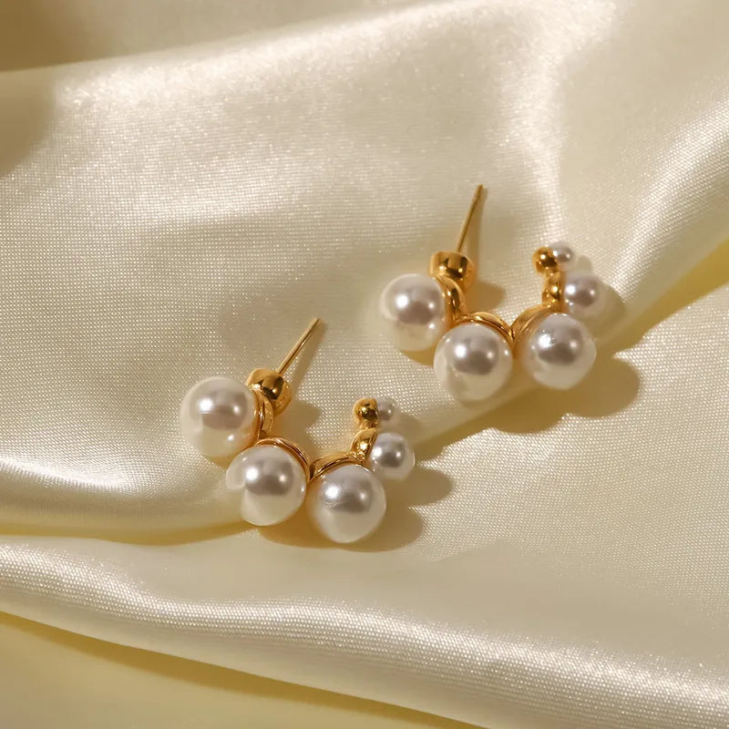 Frost Pearls Hoop Earrings